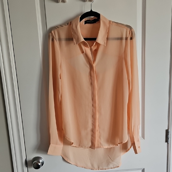 2/$20 Mink Pink - Peach Sheer Button-Up High/Low Blouse - Size Small - Picture 1 of 5